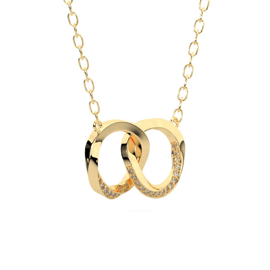 Majestic diamond pendant in yellow gold