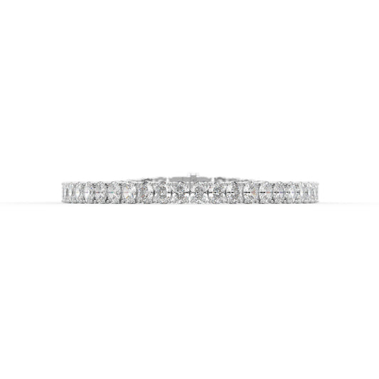 14K white gold, 18K white gold