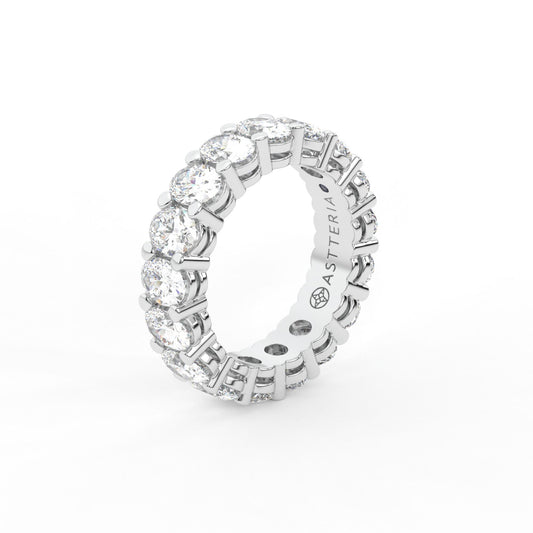 14K white gold, 18K white gold