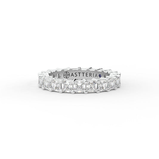 14K white gold, 18K white gold