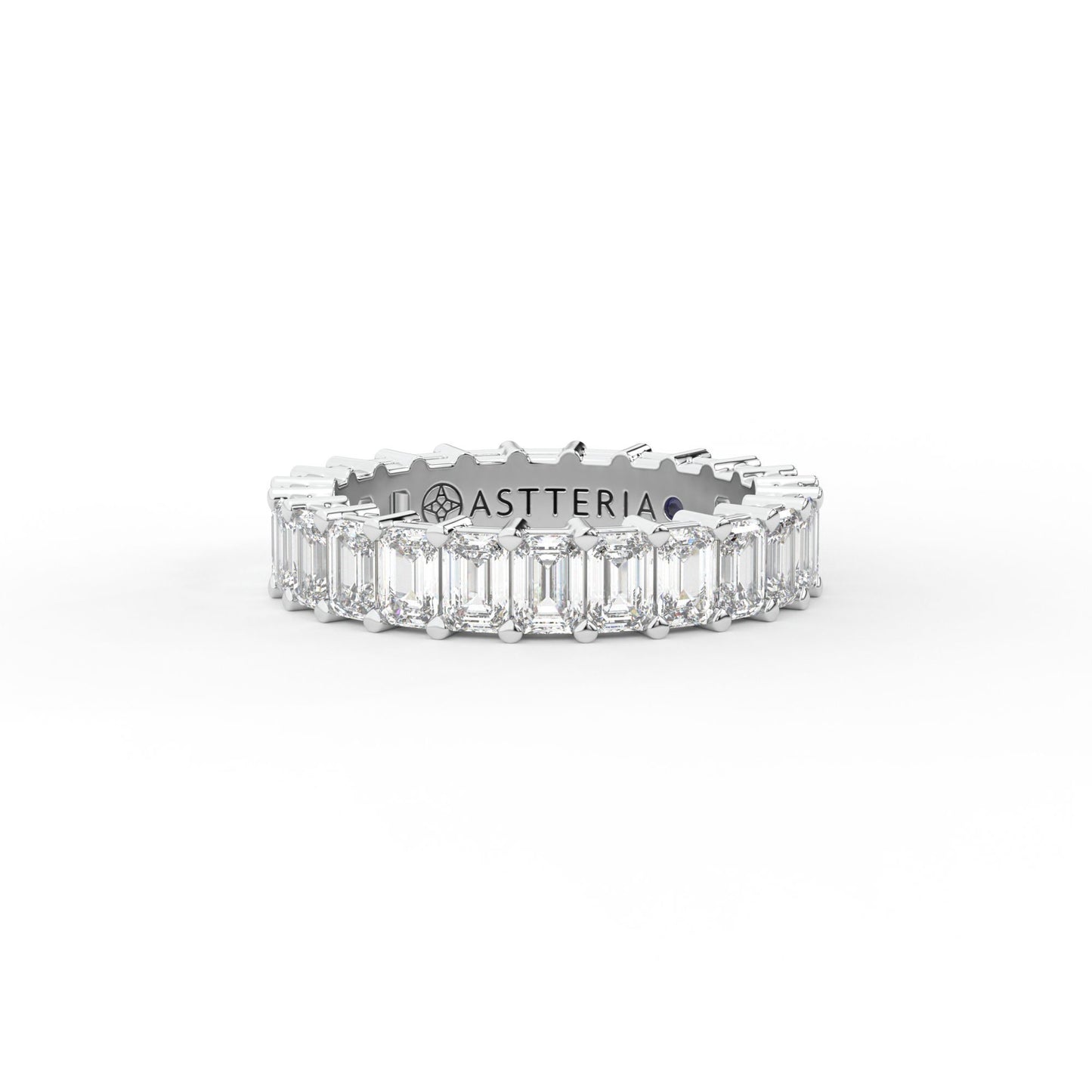 14K white gold, 18K white gold