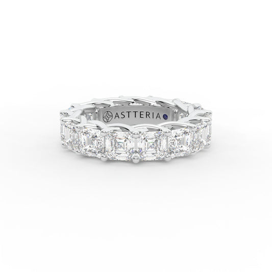 14K white gold, 18K white gold