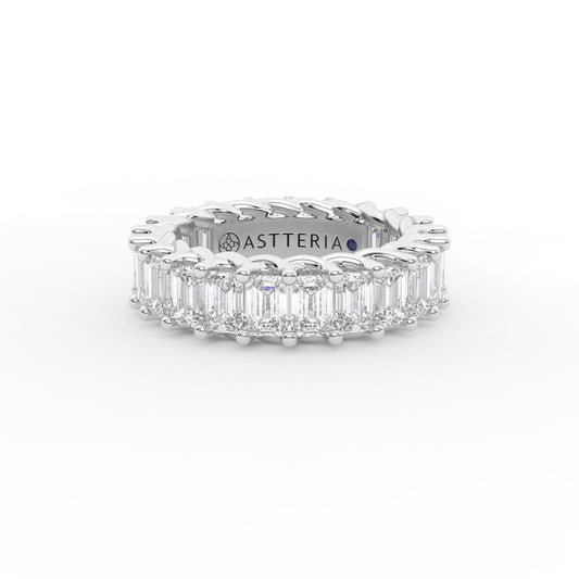 14K white gold, 18K white gold
