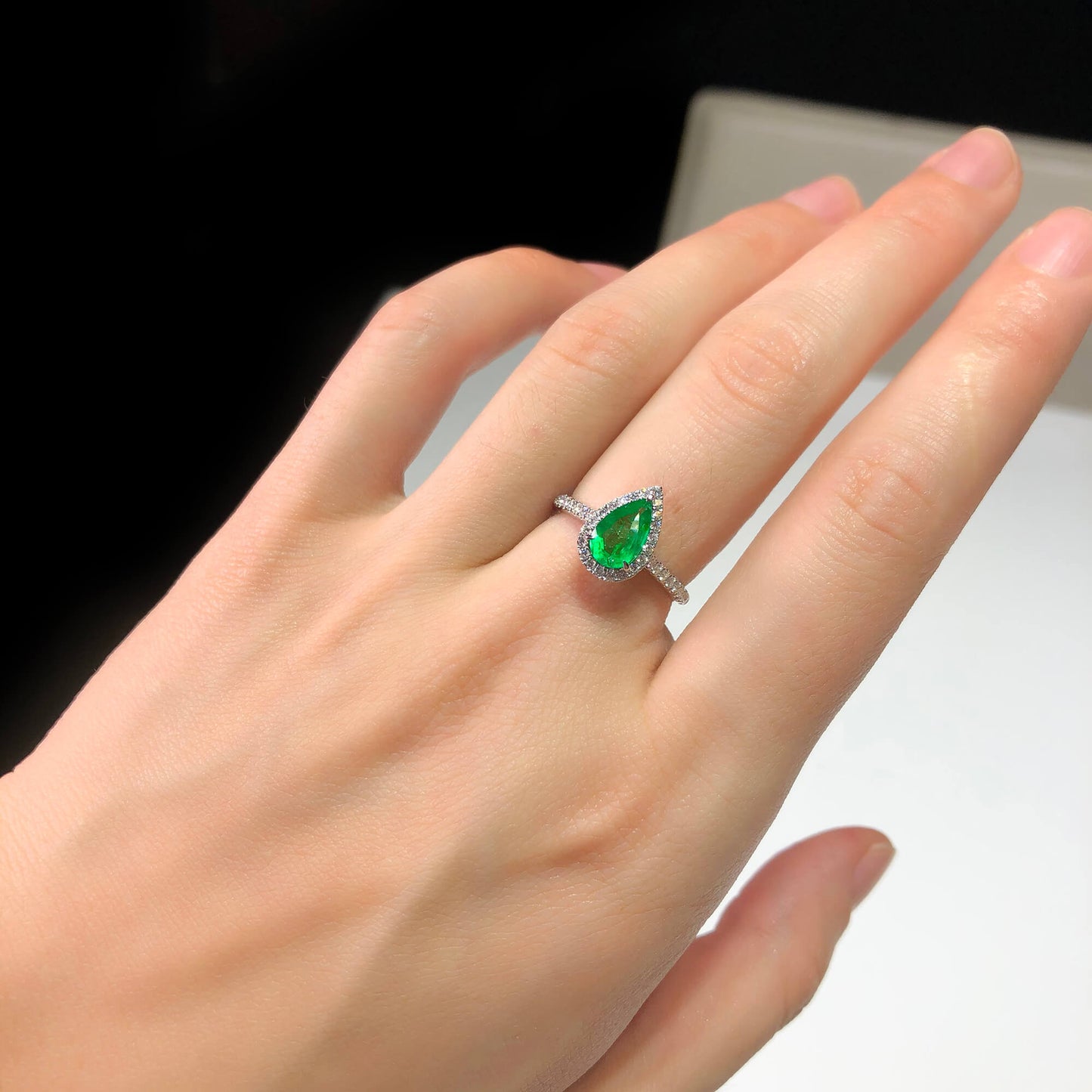 Green emerald and diamond ring, 0.83 CT. (1.11 CT. TW), G2106160431