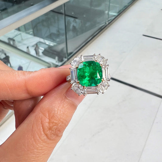 Natural Vivid Green Colombia Emerald Ring, 6.06 Ct. TW, Cushion shape, GRS Certified
