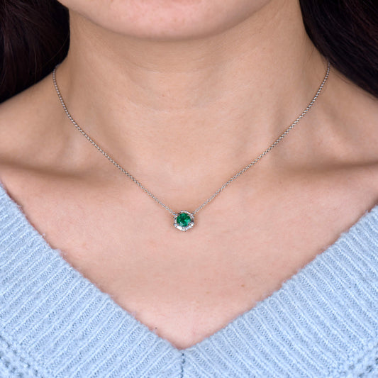 Natural Vivid Green Colombian Emerald Pendant|0.75 Ct. (1.04 Ct. TW), GRS2020-128127