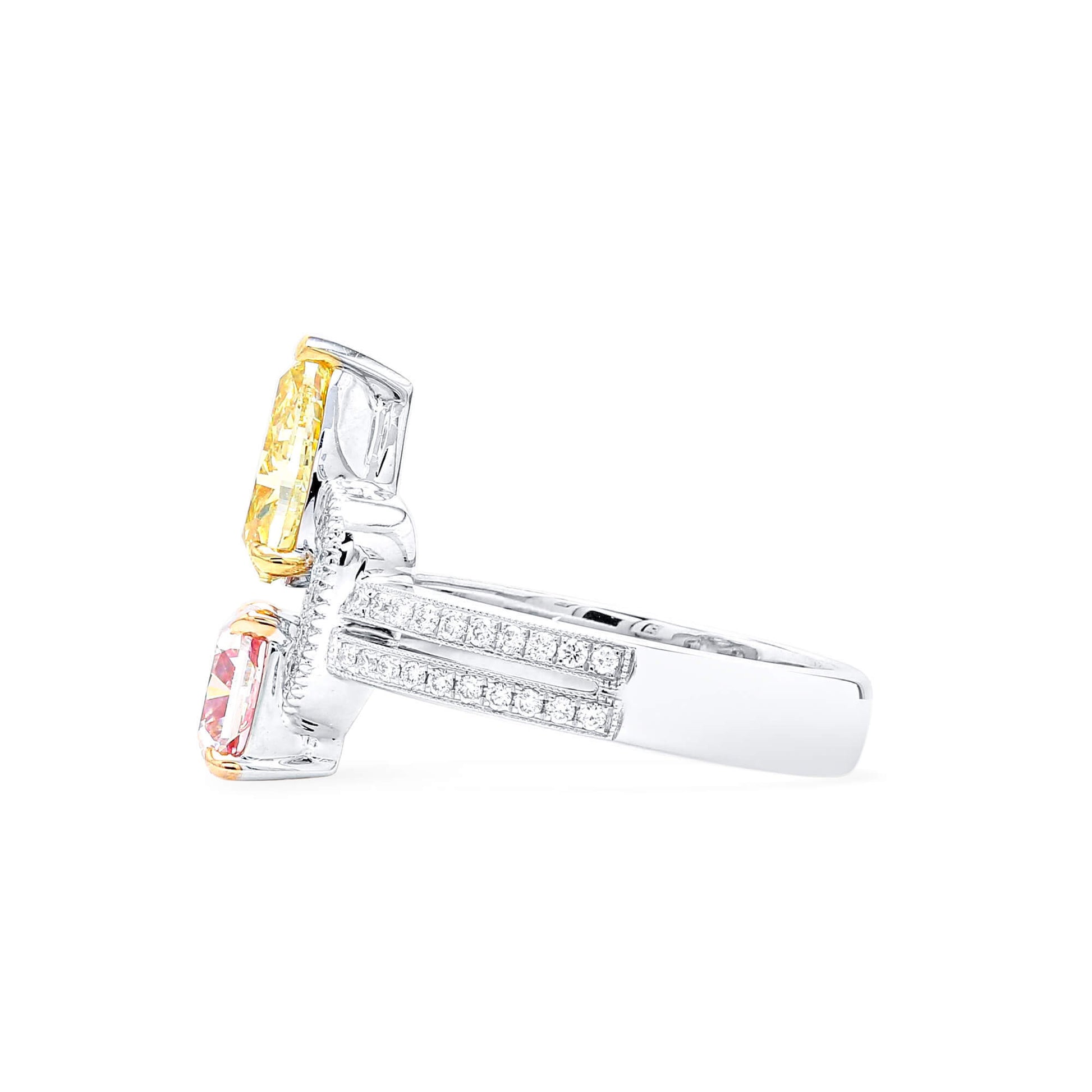 טבעת יהלום בצבע חום ורדרד בהיר מאוד, 2.59 קראט. TW, צורת MIX, מוסמך GIA