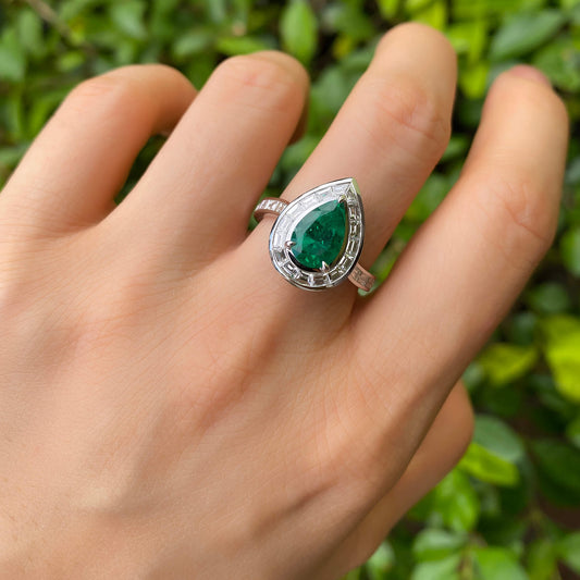 Vivid Green Colombian Emerald And Diamond Ring, 1.45 Ct. (2.48 Ct. TW), GRS2021-038574