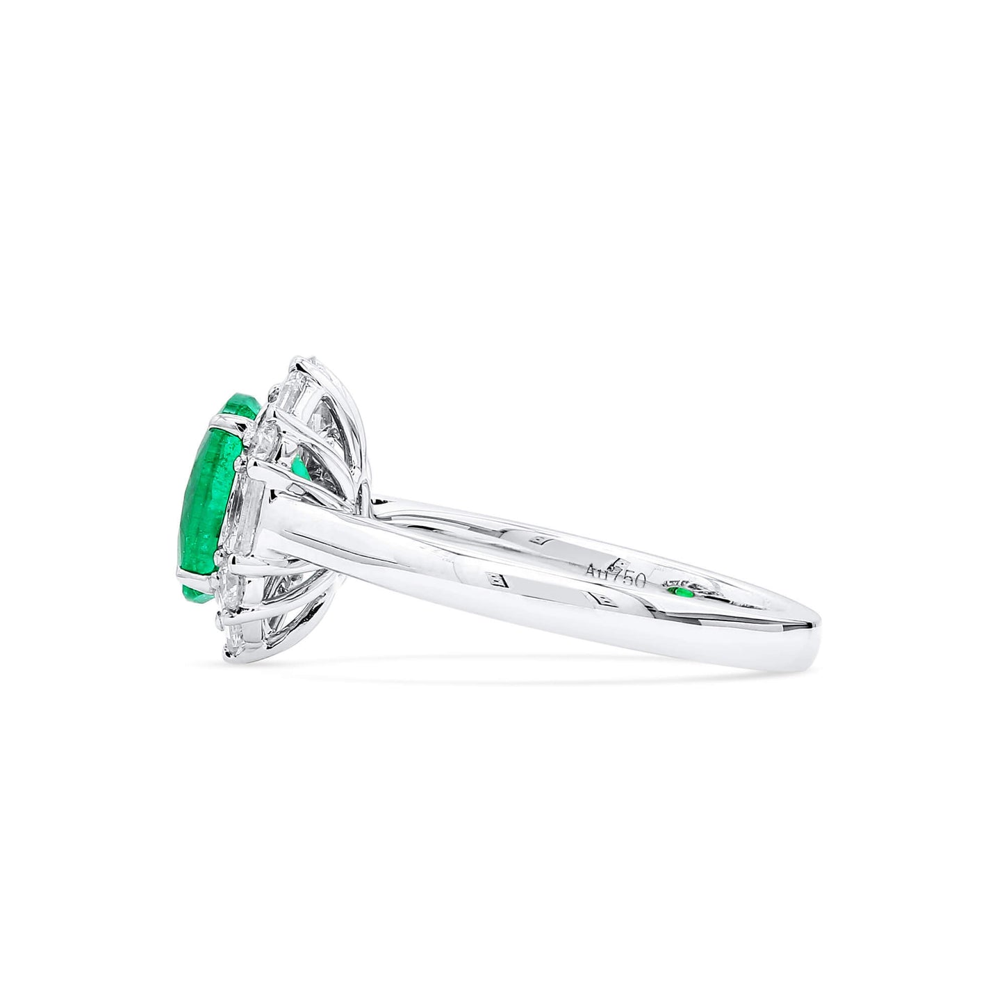 Vivid Green Colombian Emerald And Diamond Ring|1.82 Ct. (2.48 Ct. TW), GRS2020-128132