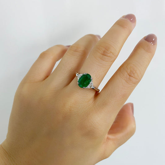 Vivid Green Emerald And Diamond Ring, 1.83 Ct. (2.27 Ct. TW), GRS2020-038649