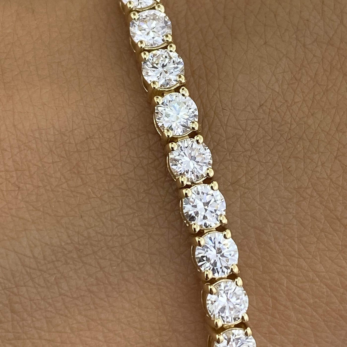 Natural 7.95 Ct. TW Round-Cut Diamond Tennis Bracelet, 14K Yellow Gold