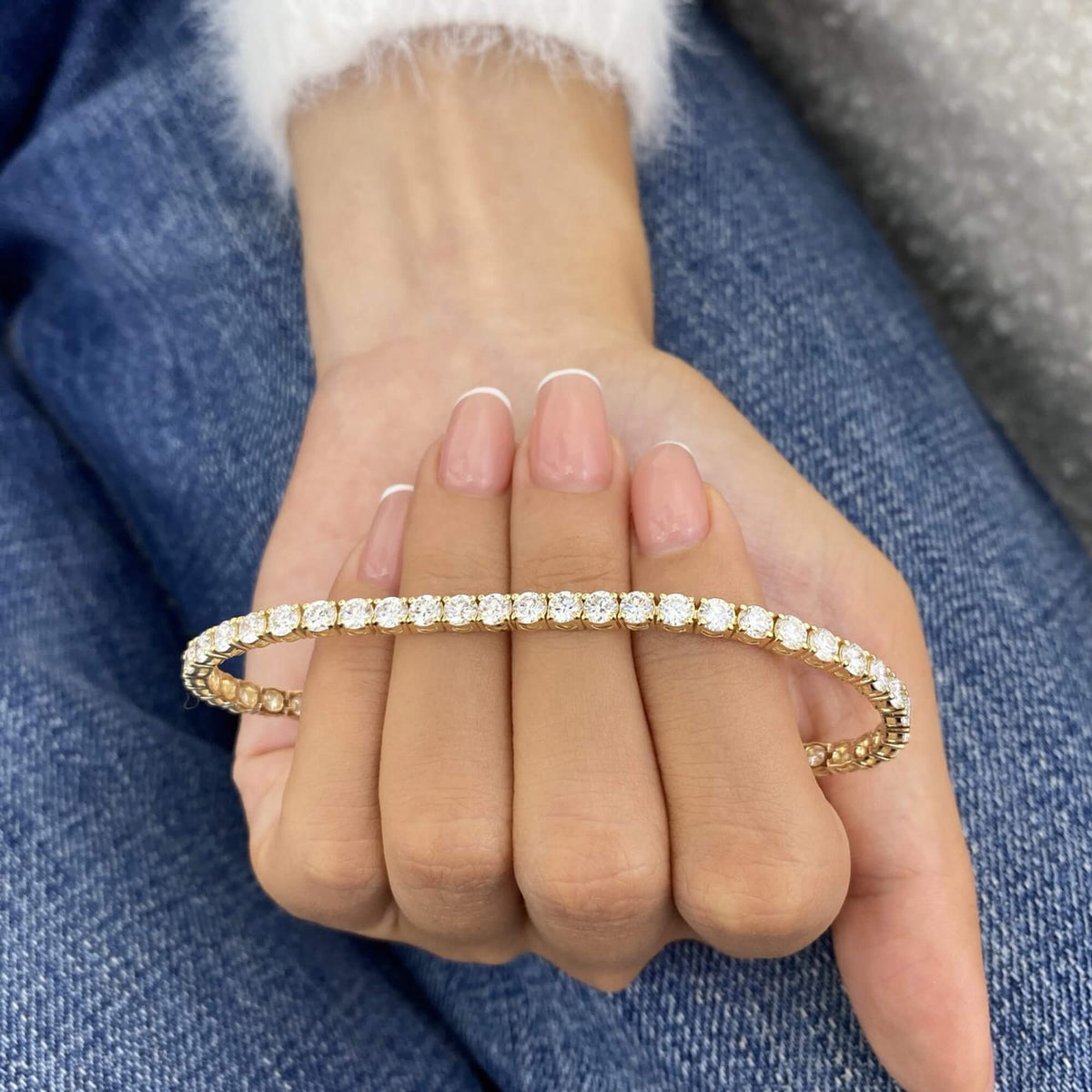 Natural 7.95 Ct. TW Round-Cut Diamond Tennis Bracelet, 14K Yellow Gold