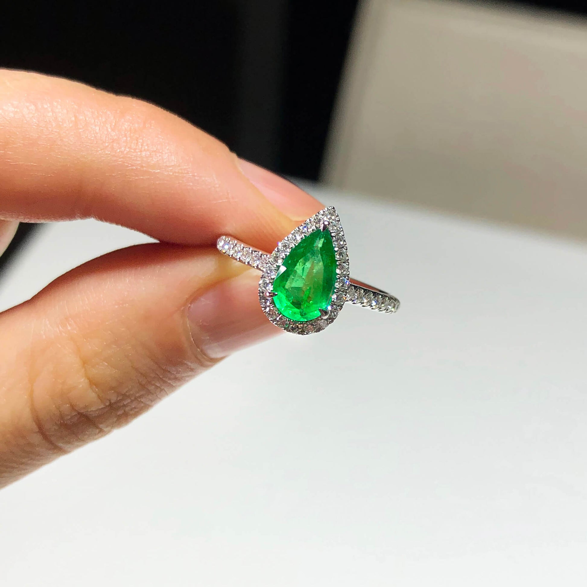 Green emerald and diamond ring, 0.83 CT. (1.11 CT. TW), G2106160431