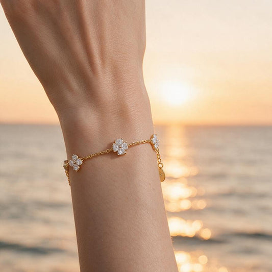 Natural 1.39 Ct. TW Diamond Clover Station Bracelet in Yellow Gold, 14K Yellow Gold, 18K Yellow Gold