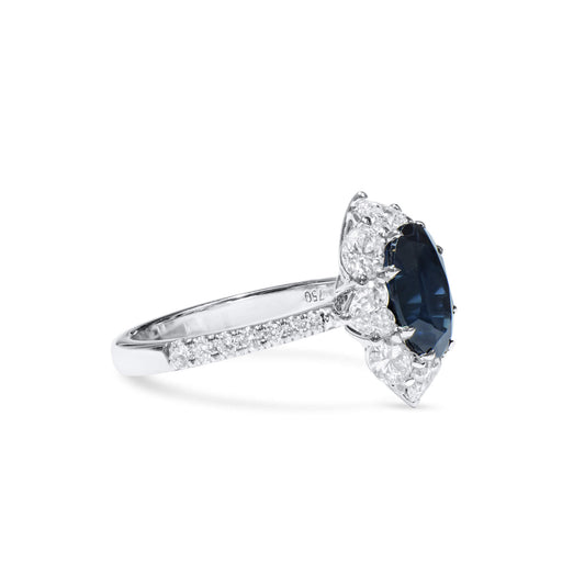 Natural Blue Sapphire Ring, 5.19 Ct. TW, Oval shape EG_LAB Certified