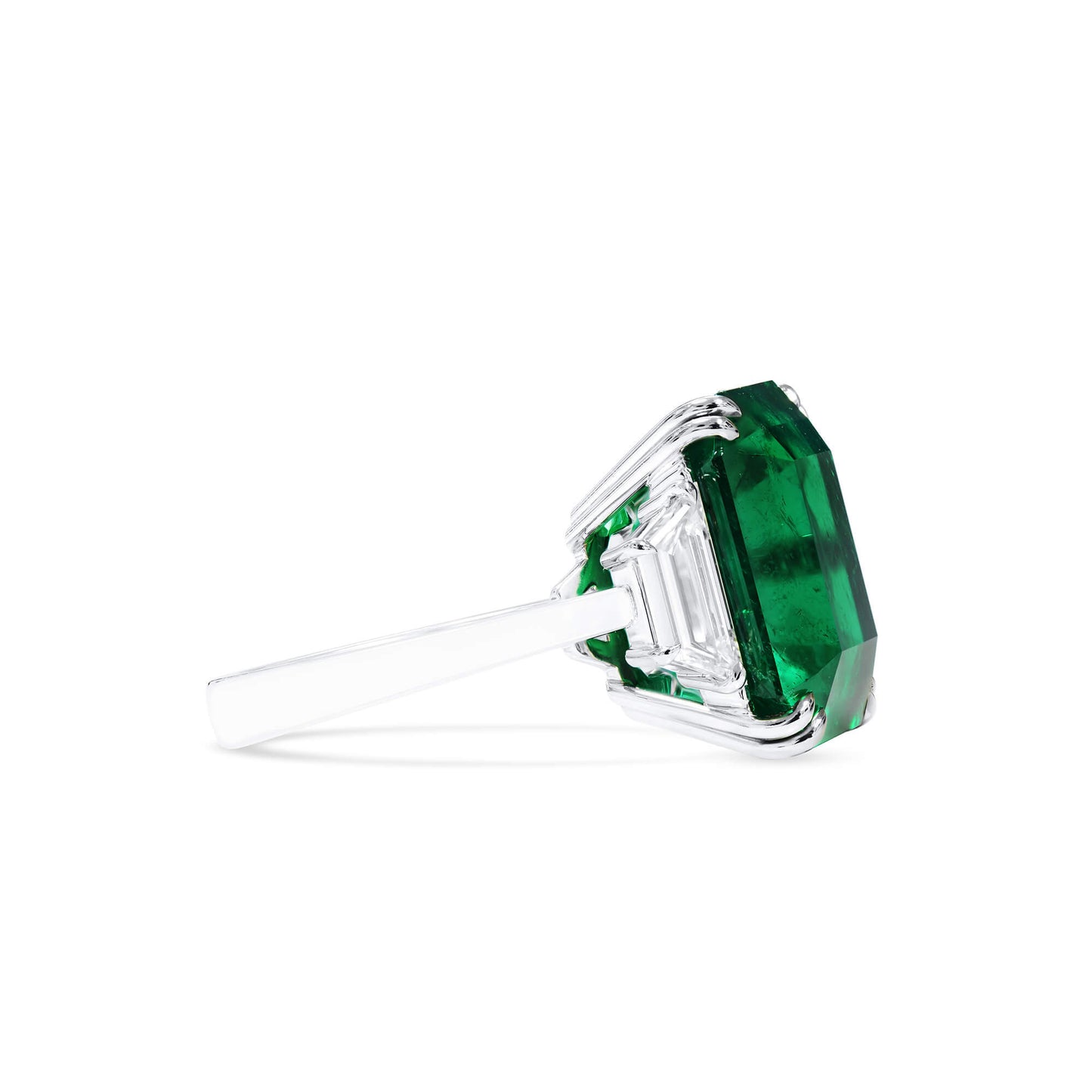Natural Green Colombia Emerald Ring, 17.20 Ct. TW, Octagonal shape, GUBELIN Certified
