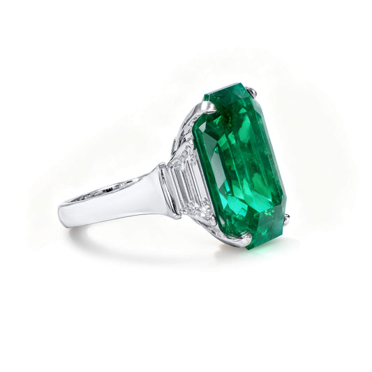 Natural Green Colombian Emerald Ring, 26.46 Ct. TW, Radiant shape, GUBELIN Certified