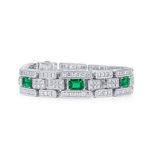 Natural Vivid Green Colombian Emerald Bracelet, 18K White Gold, Emerald Shape, 17.82 Ct. TW