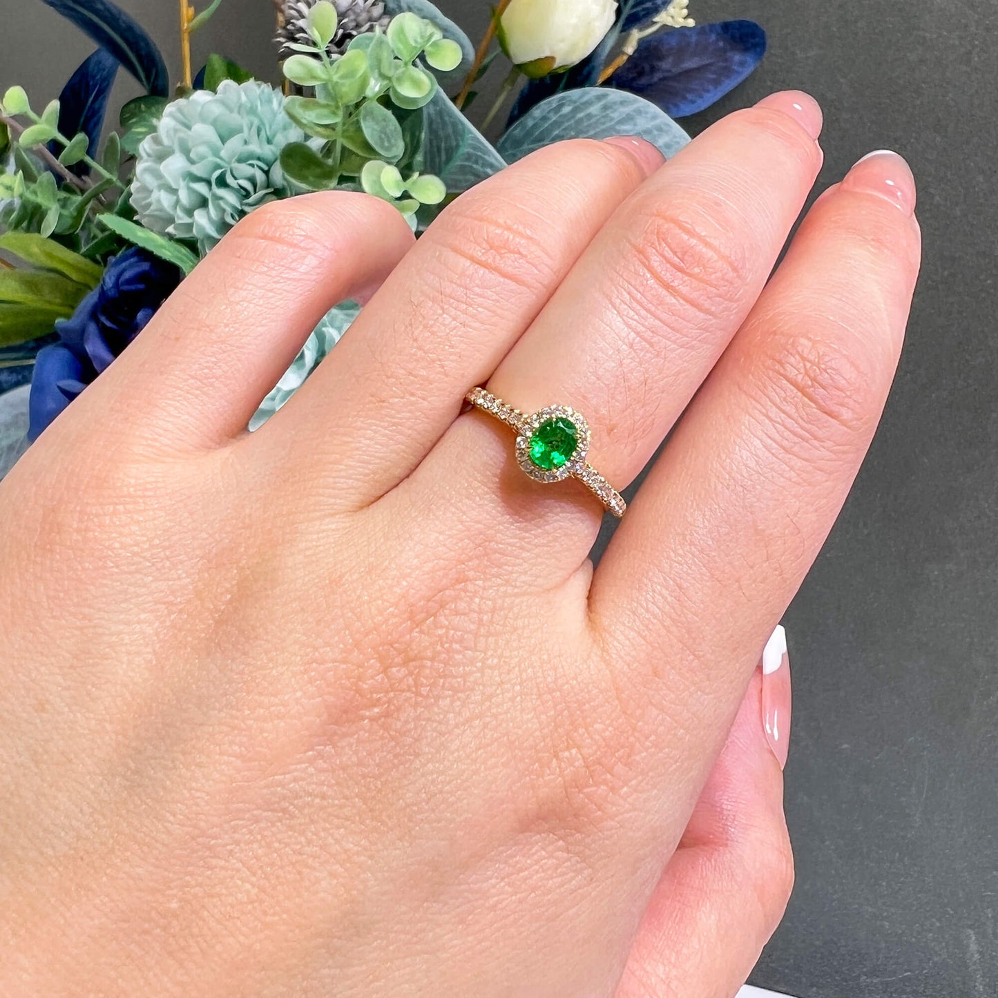 Natural Vivid Green Emerald Halo Ring, 18K Yellow Gold, Oval Shape, 0.60 Ct. TW

(Origin omitted per rules; no treatment added since the gemstone is an emerald.)