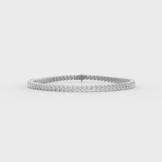 14K white gold, 18K white gold