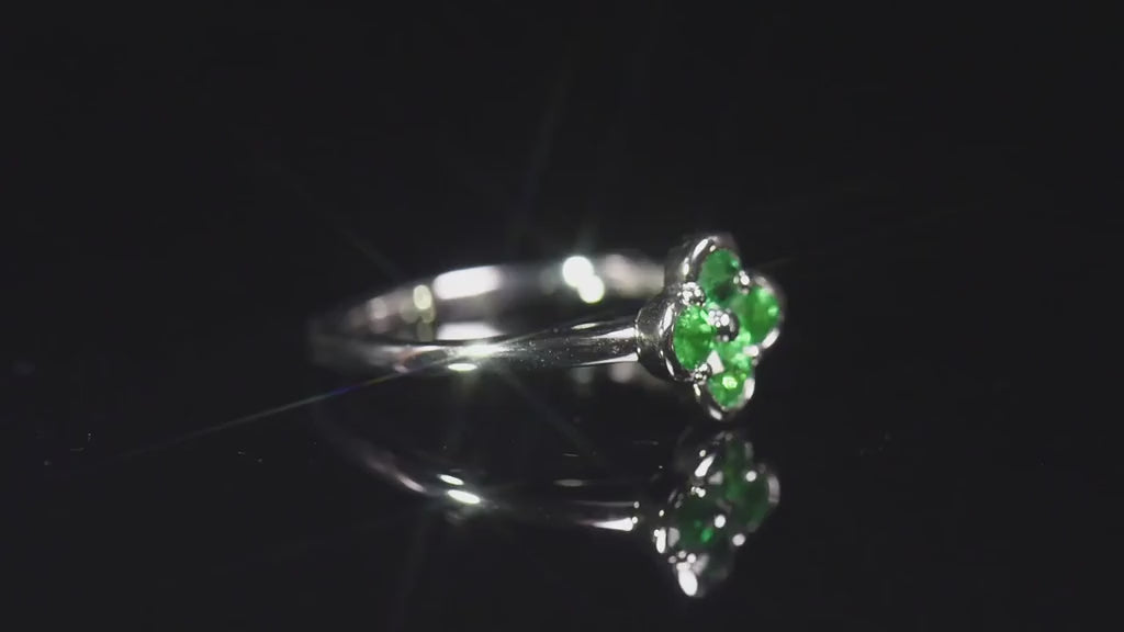 14K White Gold, 18K White Gold
