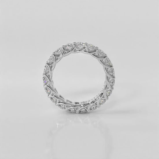 14K white gold, 18K white gold