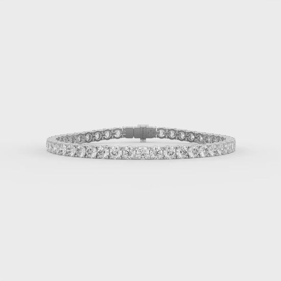 14K white gold, 18K white gold