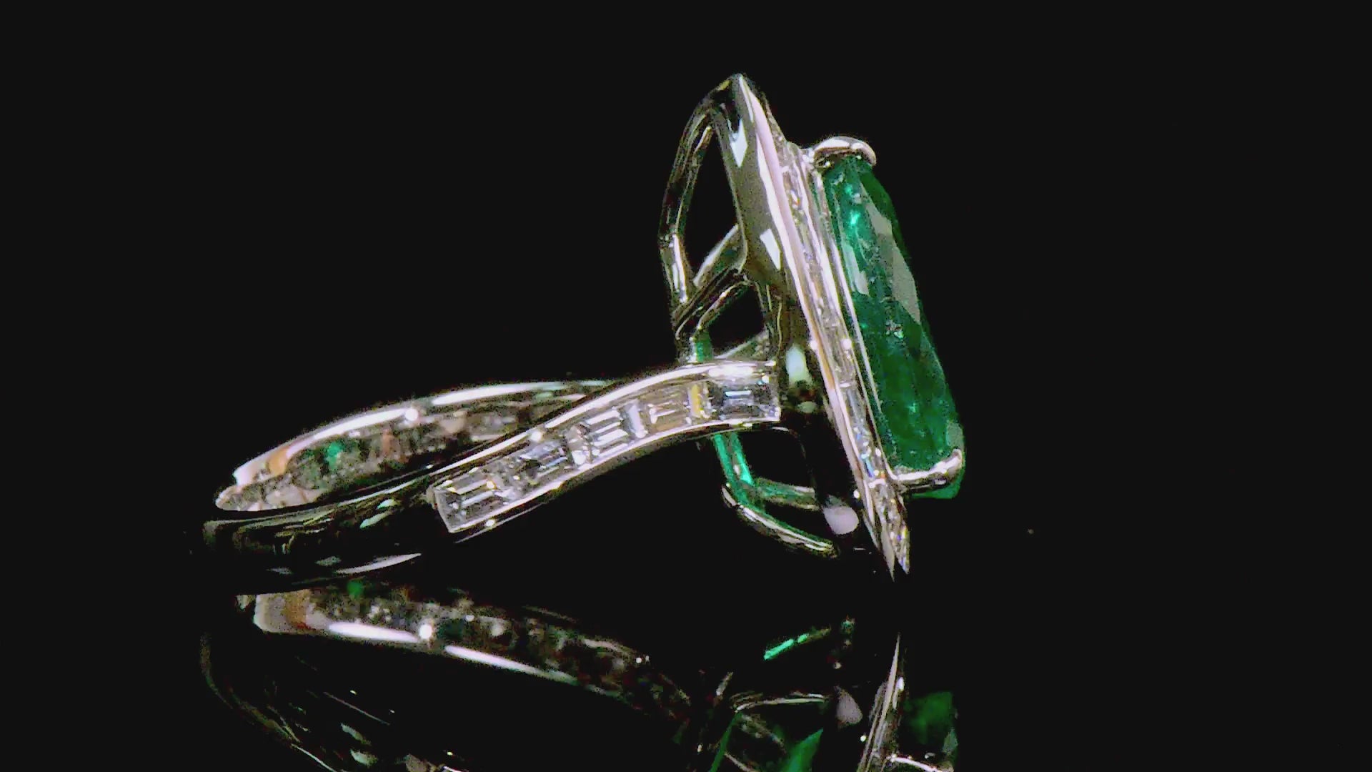 Natural Vivid Green Colombian Emerald Halo Ring, 18K White Gold, Pear Shape, 4.57 Ct. TW