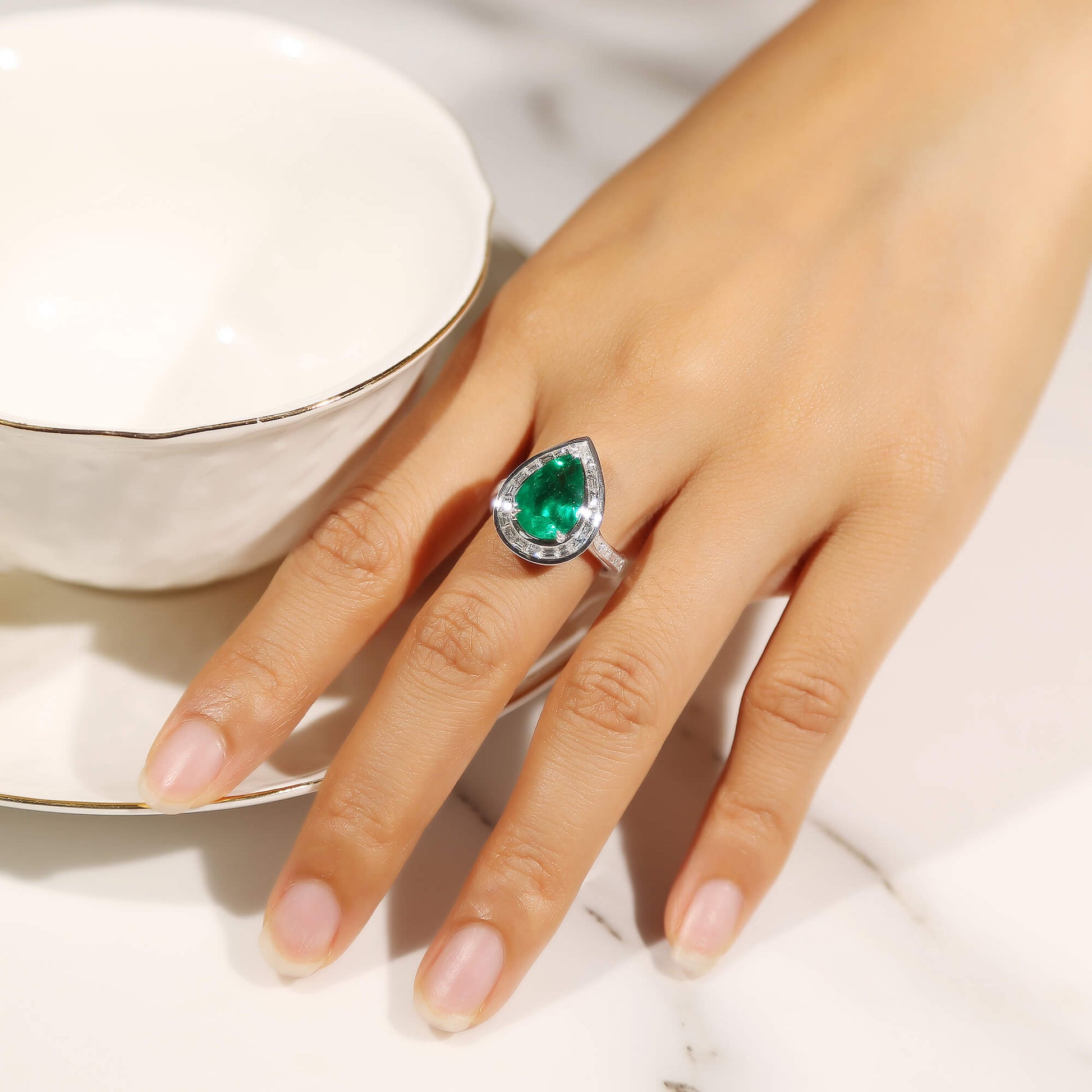 Vivid Green Colombian Emerald And Diamond Ring, 3.40 Ct. (4.57 Ct. TW), GRS2021-038576