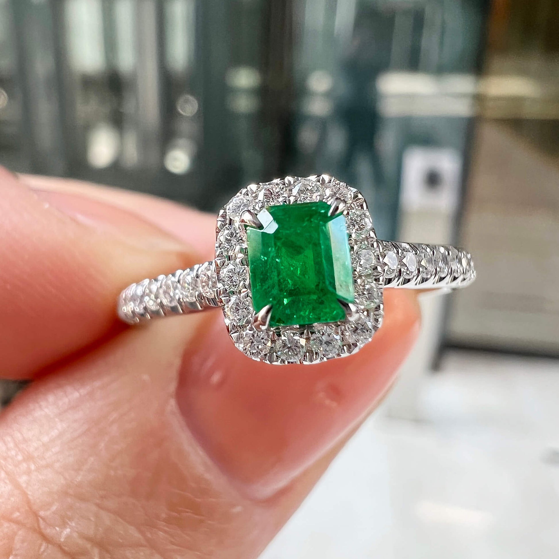 Vivid Green Emerald And Diamond Ring, 0.36 Ct. (0.58 Ct. TW), G2112020310