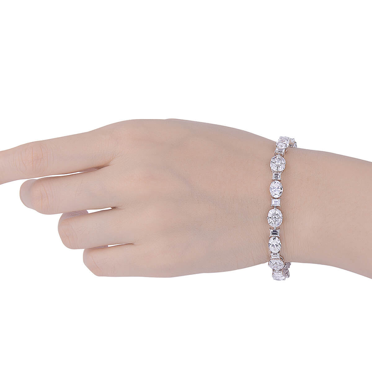 White Diamond Bracelet, 14.30 Ct. TW, Oval Shape, GIA Certified