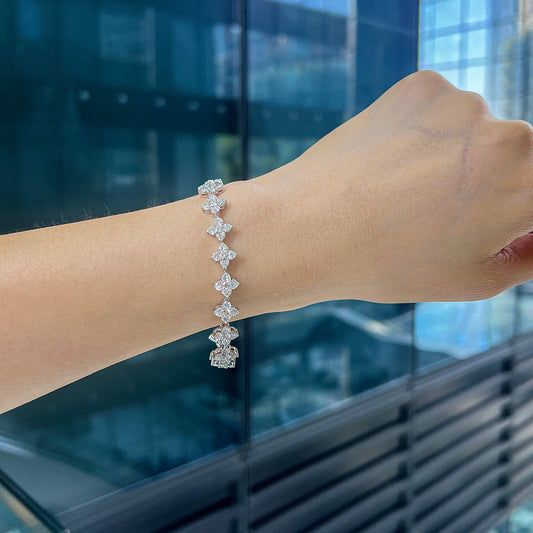 Natural Diamond Bracelet, 18K White Gold, Heart Shape, 9.56 Ct. TW